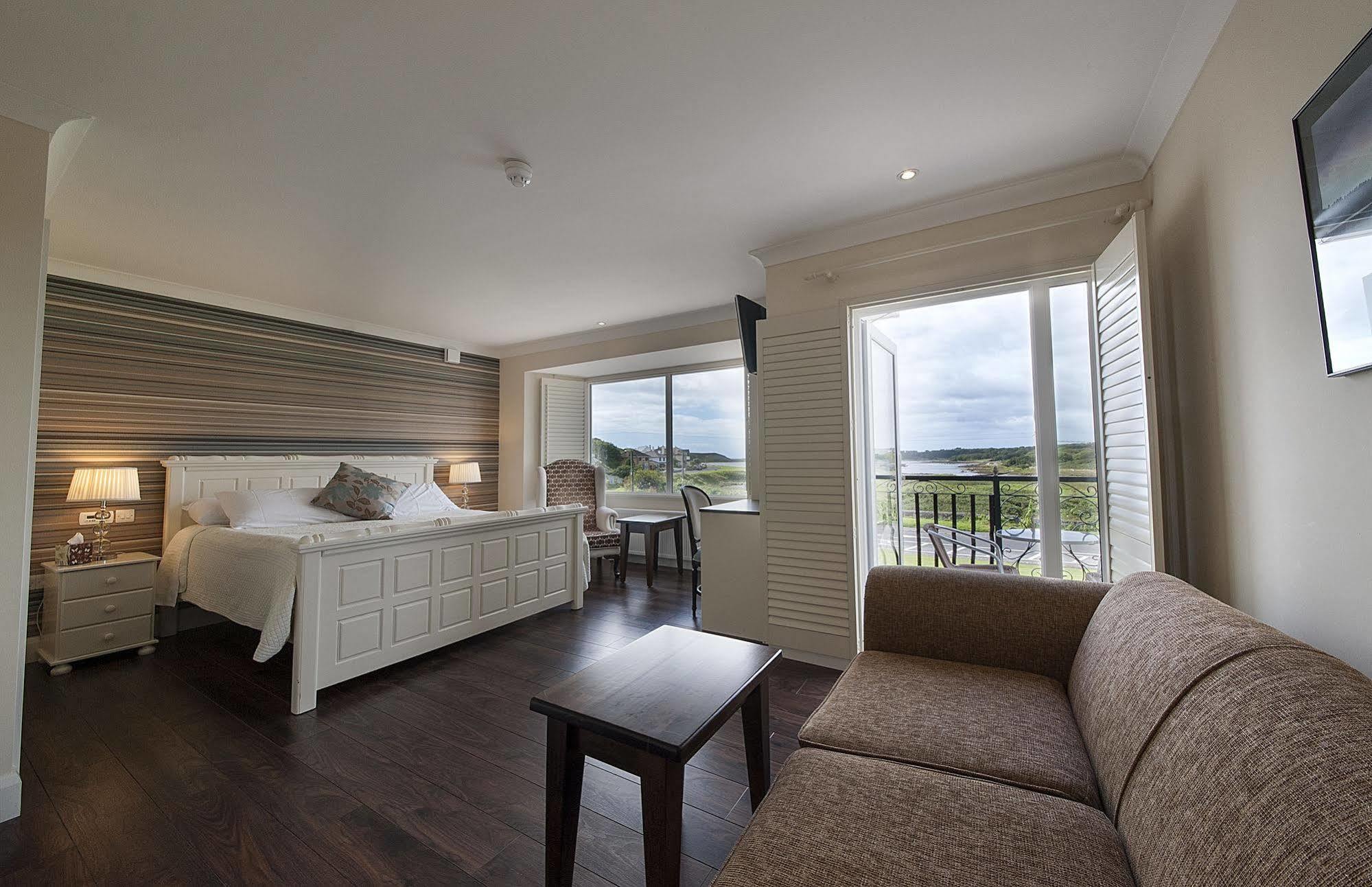 Sea Breeze Lodge B&B Galway Exterior foto