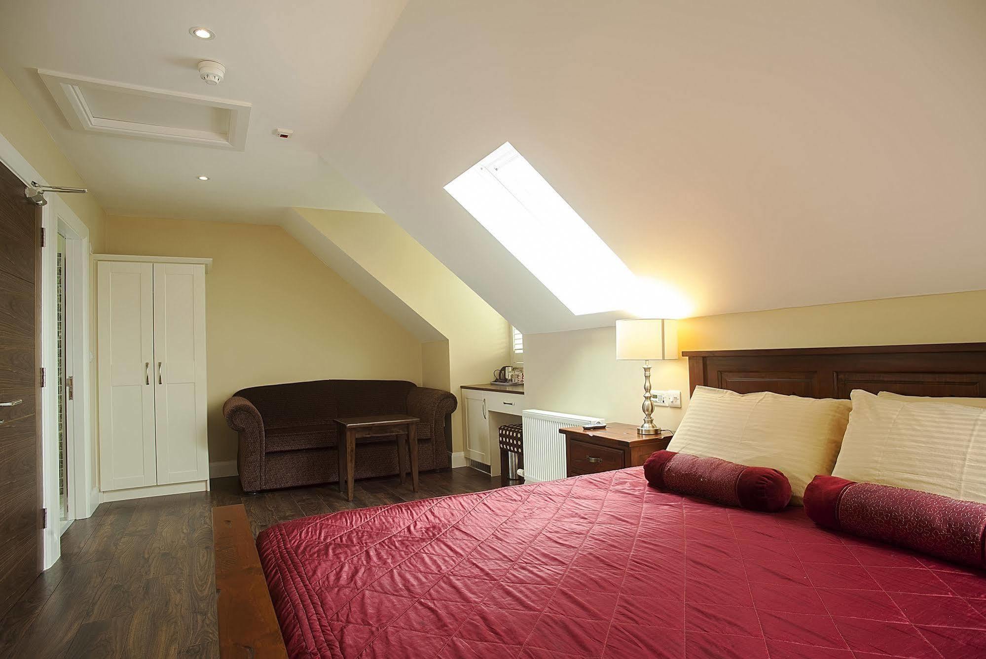 Sea Breeze Lodge B&B Galway Exterior foto
